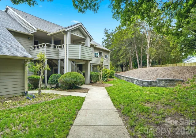 2500-stradbrook-dr-charlotte-nc-28210/hzid_9b97ae7b