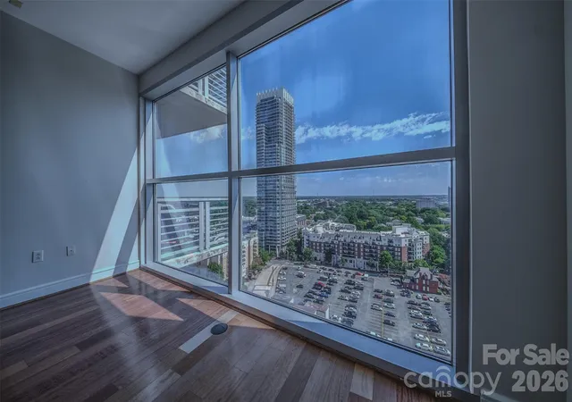 333-w-trade-st-1602-charlotte-nc-28202/hzid_9b988b17