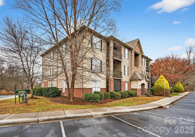 202-brickton-village-cir-201-fletcher-nc-28732/hzid_668ca878
