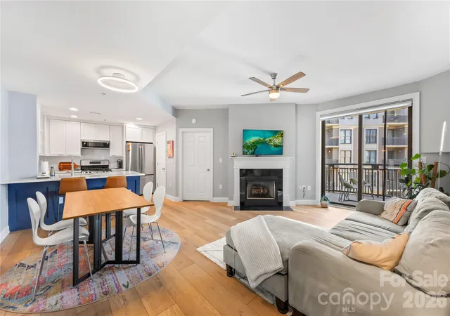 718-w-trade-st-603-charlotte-nc-28202/hzid_6c537fc7