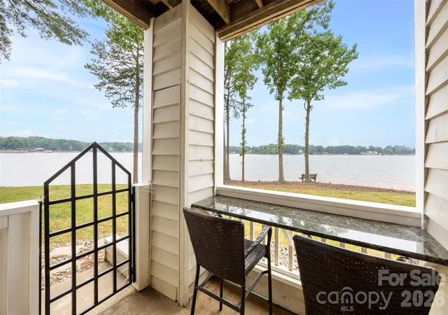 907-southwest-dr-davidson-nc-28036/hzid_d9265a45