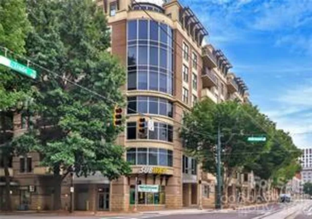 718-w-trade-st-707-charlotte-nc-28202/hzid_39a59b15