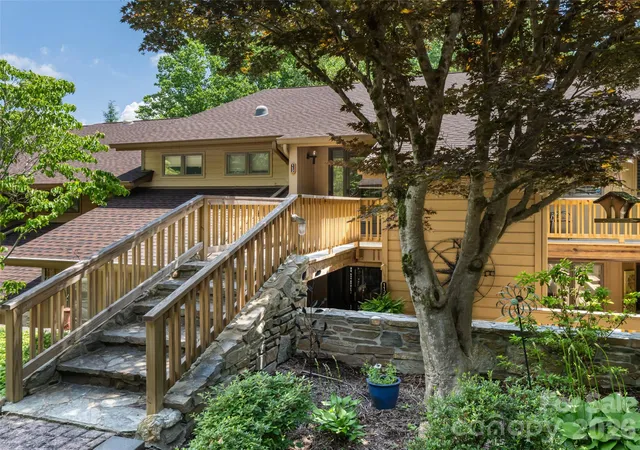 112-live-oak-ln-hendersonville-nc-28791/hzid_a0ef1215