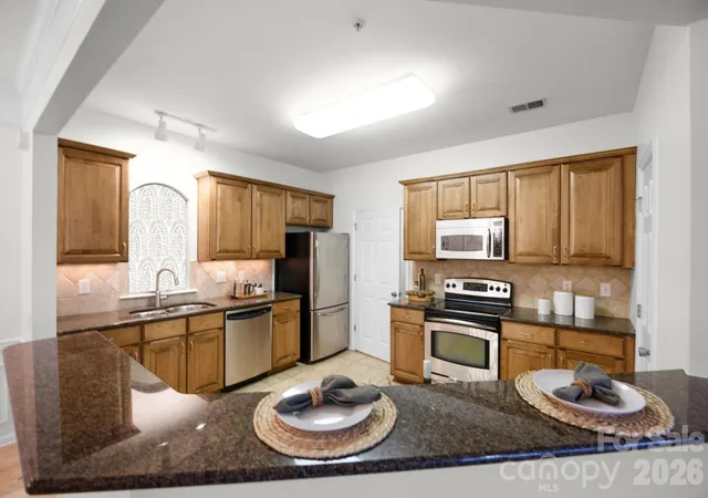 11574-costigan-ln-charlotte-nc-28277/hzid_3366856d