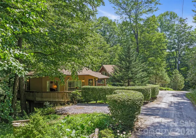 284-simmons-ridge-rd-spruce-pine-nc-28705/hzid_47344c66