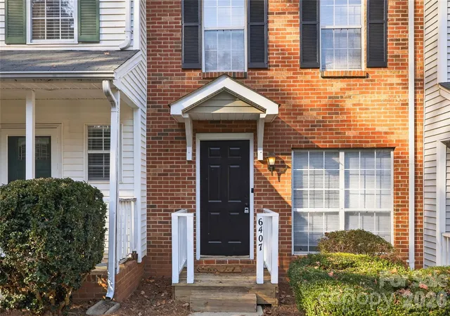6407-windsor-gate-ln-charlotte-nc-28215/hzid_db36c324