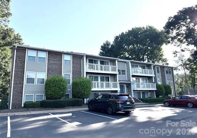 1645-arlyn-cir-m-charlotte-nc-28213/hzid_6eb3e618
