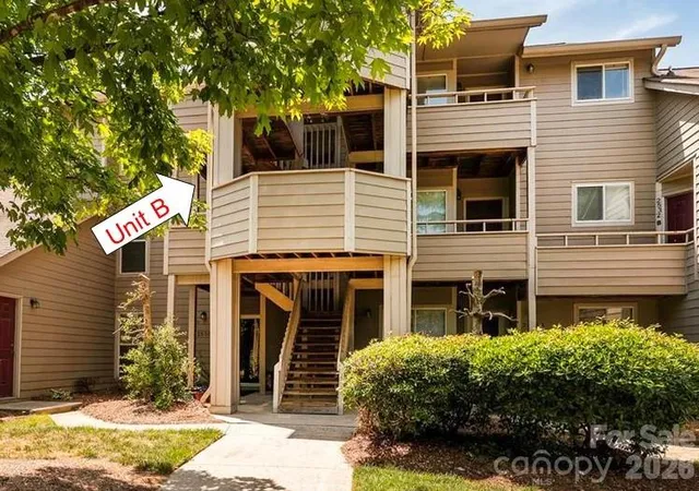 2536-stradbrook-dr-b-charlotte-nc-28210/hzid_a00b380f