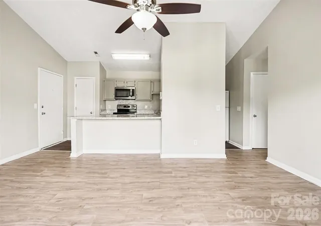 6165-meadow-rose-ln-charlotte-nc-28215/hzid_3d366bc7