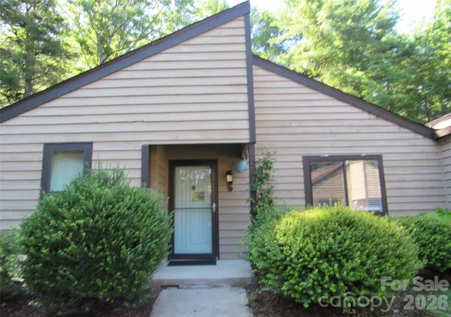 6-woodlands-dr-black-mountain-nc-28711/hzid_f01baa2a