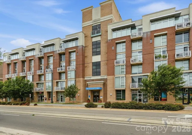 710-w-trade-st-703-charlotte-nc-28202/hzid_3a32efdb