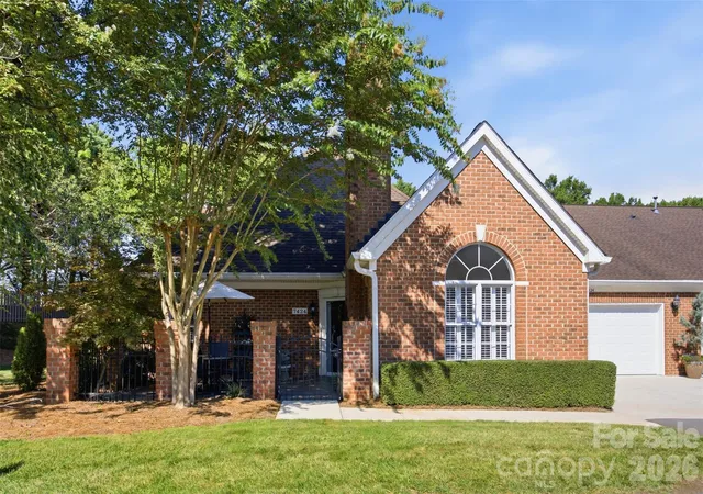 7424-hurstbourne-green-dr-charlotte-nc-28277/hzid_1e271c16
