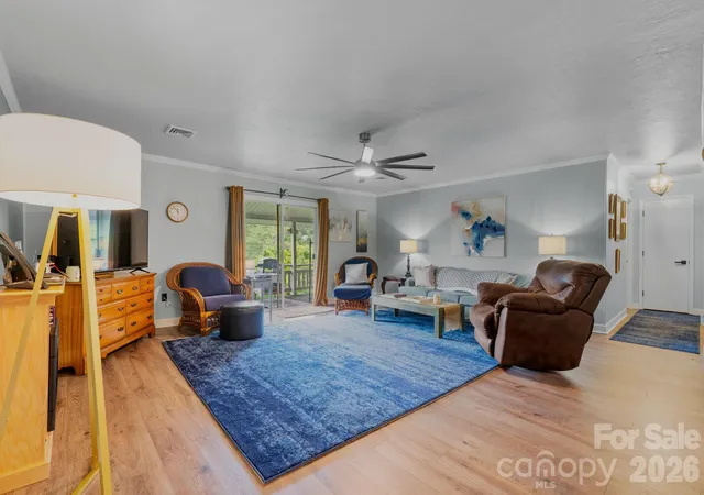 263-fairway-ln-d-spruce-pine-nc-28777/hzid_8e3447b9