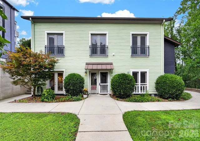 600-n-skyloft-dr-102-asheville-nc-28801/hzid_f26a996a