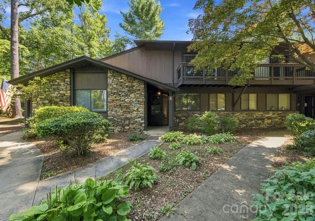98-laurelwood-cir-w-6-hendersonville-nc-28791/hzid_38674438
