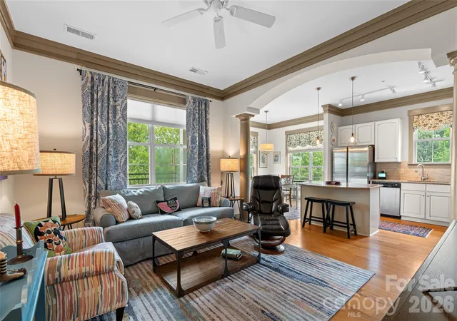 42-schenck-pkwy-205-asheville-nc-28803/hzid_be854413