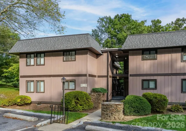 33-lake-dr-g-1-laurel-park-nc-28739/hzid_d2db78e6