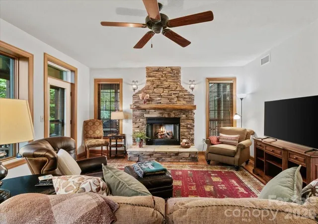 81-creekside-way-f202-burnsville-nc-28714/hzid_d50a55c8