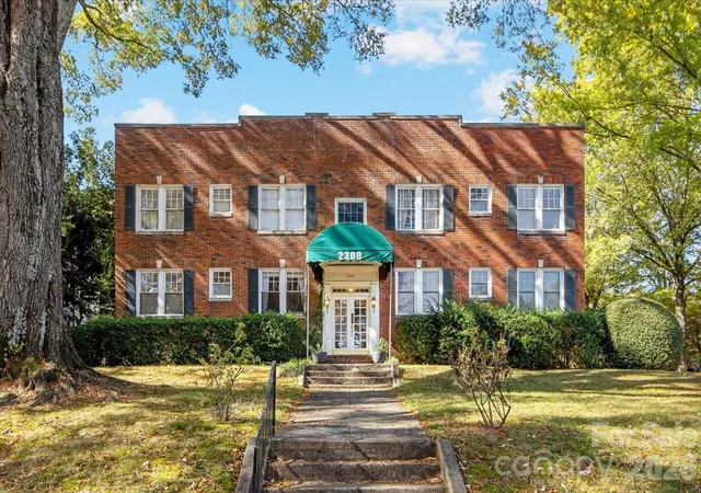2300-roswell-ave-1-charlotte-nc-28207/hzid_dfbb15b3