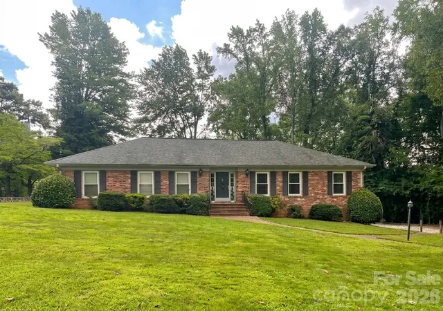 174-new-market-rd-tryon-nc-28782/hzid_5a1aedae