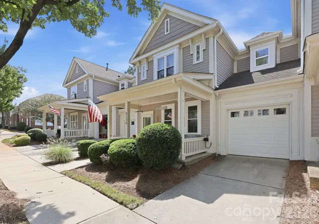 8124-village-harbor-dr-cornelius-nc-28031/hzid_fa606813