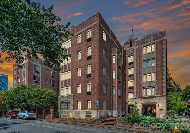 301-w-10th-street-308-charlotte-nc-28202/hzid_d0fe53e4