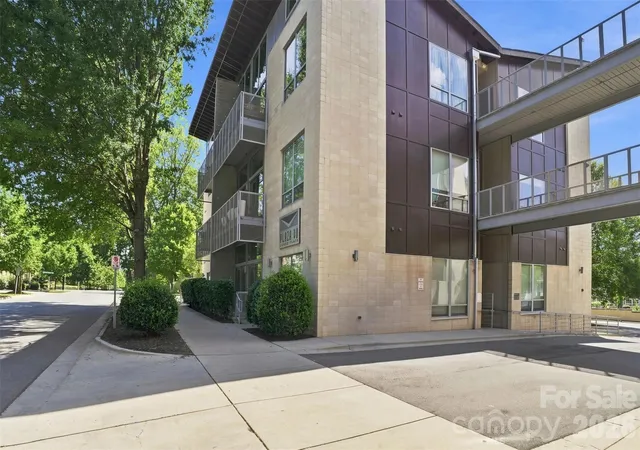 2116-mcclintock-rd-charlotte-nc-28205/hzid_e4cfea9d