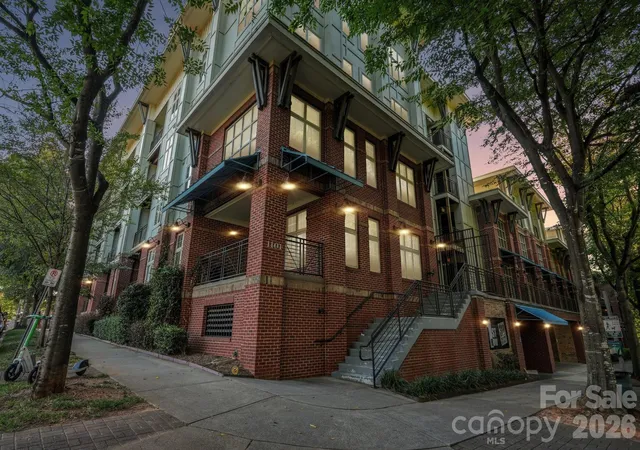 1101-w-1st-street-301-charlotte-nc-28202/hzid_a10a8b25