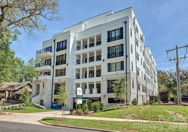 409-queens-rd-303-charlotte-nc-28207/hzid_349e13b8