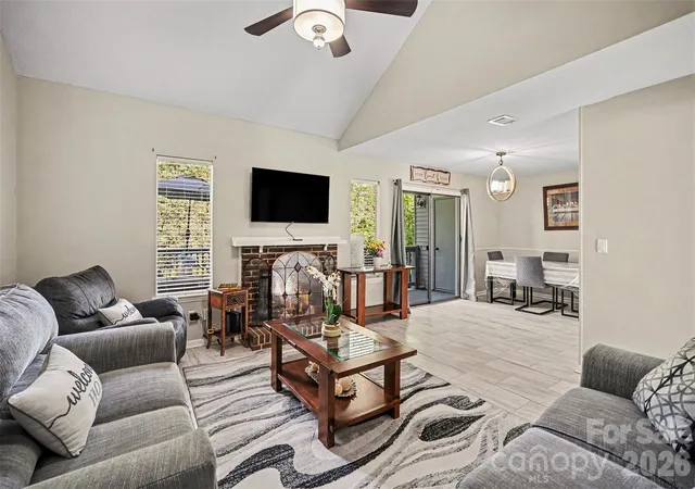 6612-point-comfort-ln-charlotte-nc-28226/hzid_bb84566c