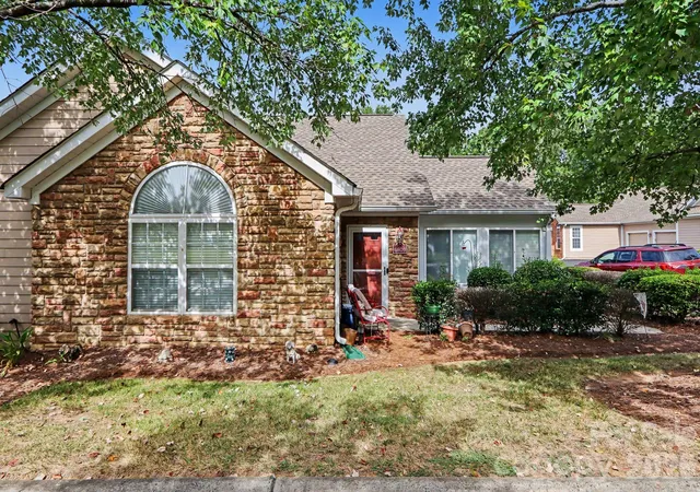 6809-ledgestone-pl-charlotte-nc-28227/hzid_a17640a7