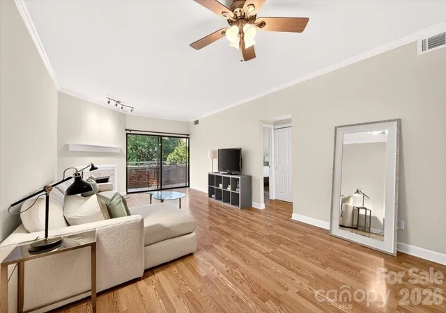 224-n-poplar-st-23-charlotte-nc-28202/hzid_690fd2fd