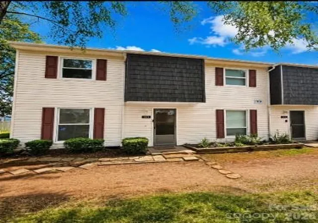 7916-shady-oak-trl-charlotte-nc-28210/hzid_a6517ff2