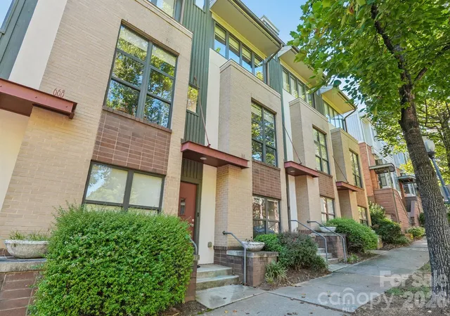 664-garden-district-dr-charlotte-nc-28202/hzid_3a6827bc