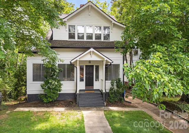295-e-chestnut-st-asheville-nc-28801/hzid_2bd2d315