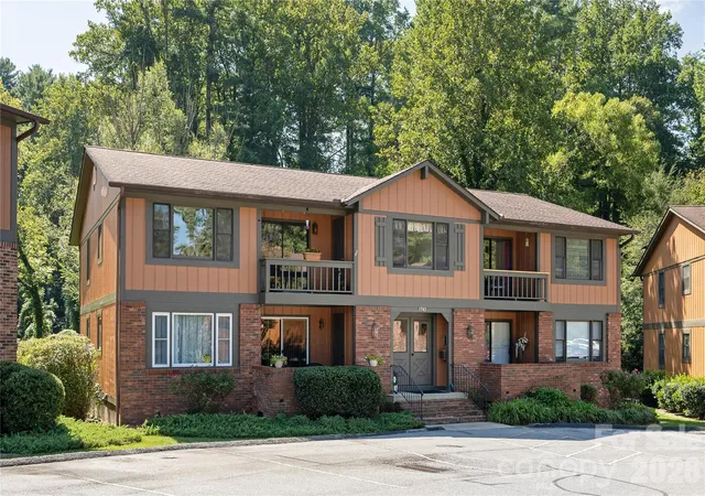 1743-haywood-manor-rd-c-hendersonville-nc-28791/hzid_c55c0b04
