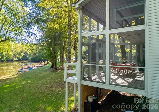 33-lakeside-villas-dr-brevard-nc-28712/hzid_a4751395