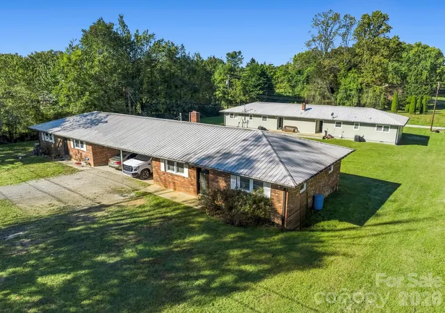 17-randolph-ave-flat-rock-nc-28731/hzid_c1d7323e