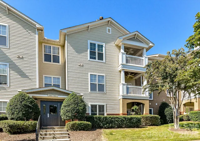 9031-mcdowell-crk-ct-cornelius-nc-28031/hzid_761d641b