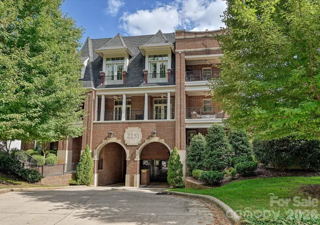 2251-selwyn-ave-203-charlotte-nc-28207/hzid_2abaf729