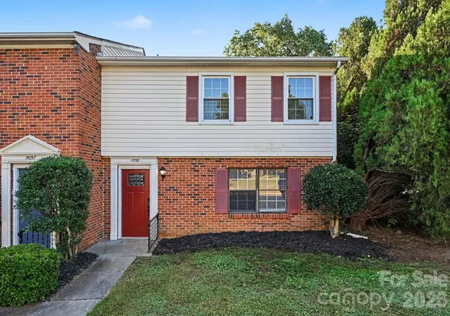 11059-hunter-trl-ln-charlotte-nc-28226/hzid_a1123ef4