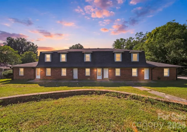 402-s-ashe-ave-newton-nc-28658/hzid_99da7368