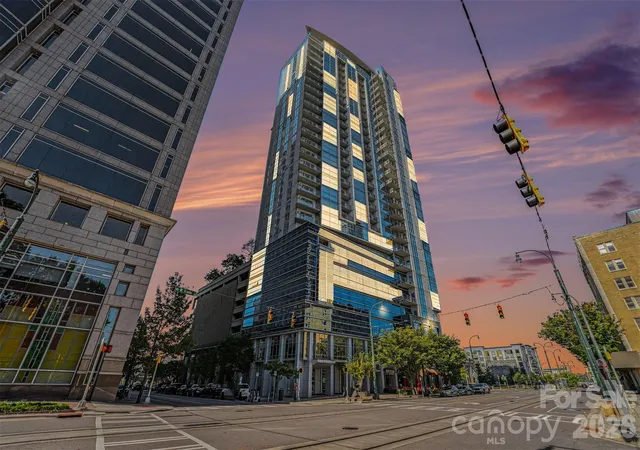 333-w-trade-st-1810-charlotte-nc-28202/hzid_82031e2c
