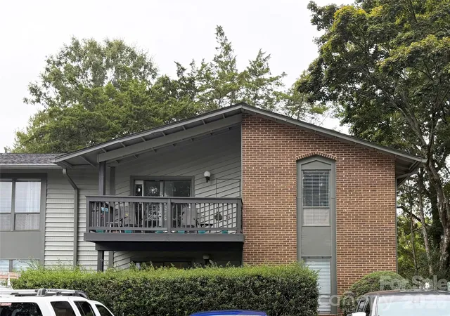 4918-sardis-rd-e-charlotte-nc-28270/hzid_1d09153f