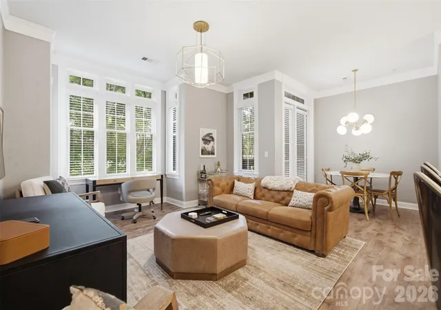 2810-selwyn-ave-210-charlotte-nc-28209/hzid_14c00fd9