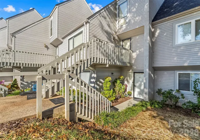 1050-21st-avenue-hickory-nc-28601/hzid_f435cdaf