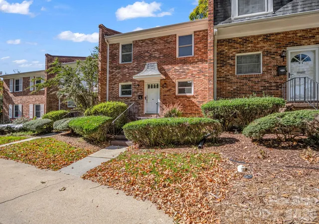 1409-kensington-rd-b-3-hendersonville-nc-28791/hzid_6a267994