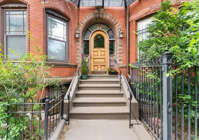 203-saint-botolph-3-boston-ma-02115/hzid_b70b134b