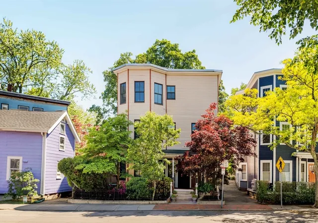 87-kinnaird-st-2-cambridge-ma-02139/hzid_2c21333a