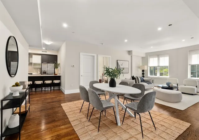 10-st-george-st-406-boston-ma-02118/hzid_6d2cc9d7